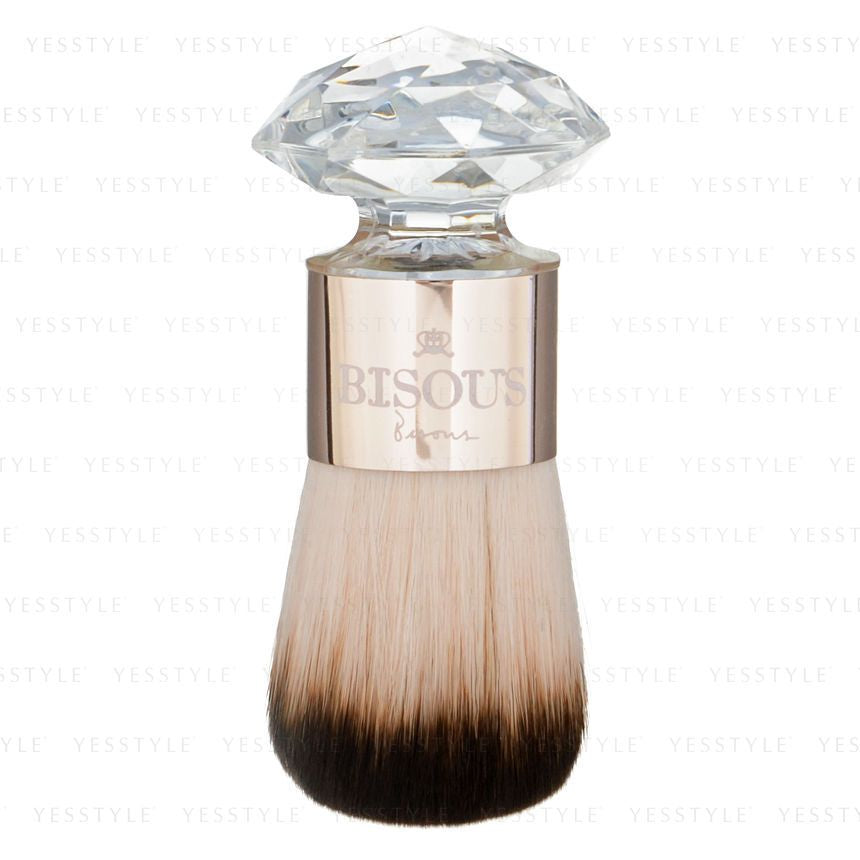BISOUS BISOUS - Love You Cherie Kabuki Brush, 1 pc, 83 g, 8802480003012