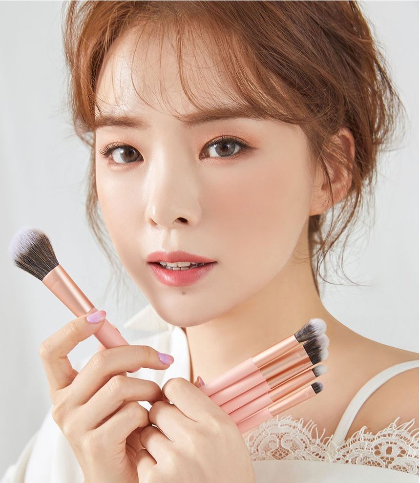Peach C - Daily Mini Makeup Brush Set, 6 pcs, 64 g, 8809629270151