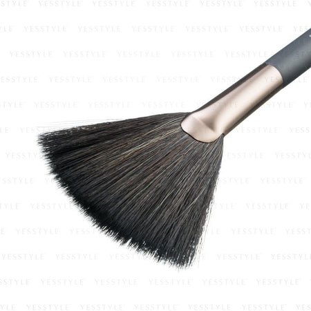 MEKO - Yuansen Veganism Fan-Shaped Brightening Brush, 1 pc, 30 g, 4712862908139
