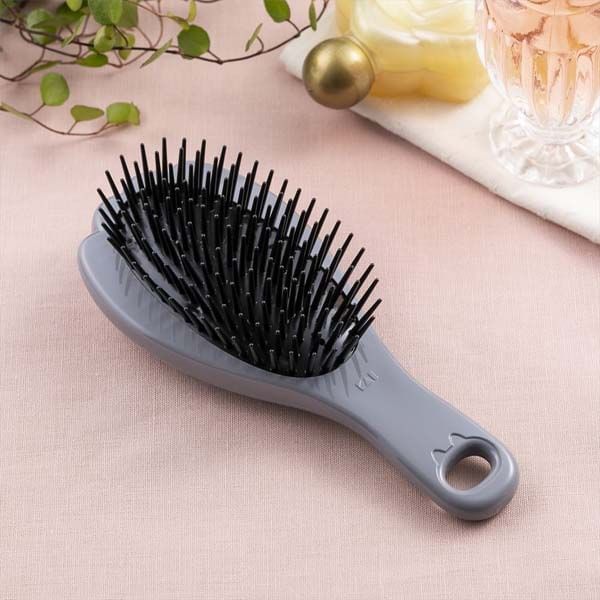 KAI - Nyarming Hair Brush, 1 pc, 80 g, 4901601070149