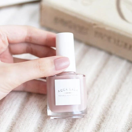 AQUA LALA - Fig Nail Polish, 15ml, 61 g, 4892021001348
