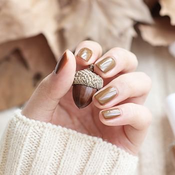 AQUA LALA - Acorn Nail Polish, 15ml, 61 g, 4892021001332