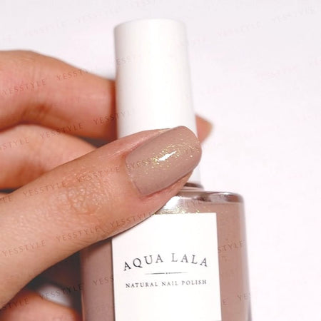 AQUA LALA - Young Girl Nearby The Bay Nail Polish, 15ml, 60 g, 4892021001360
