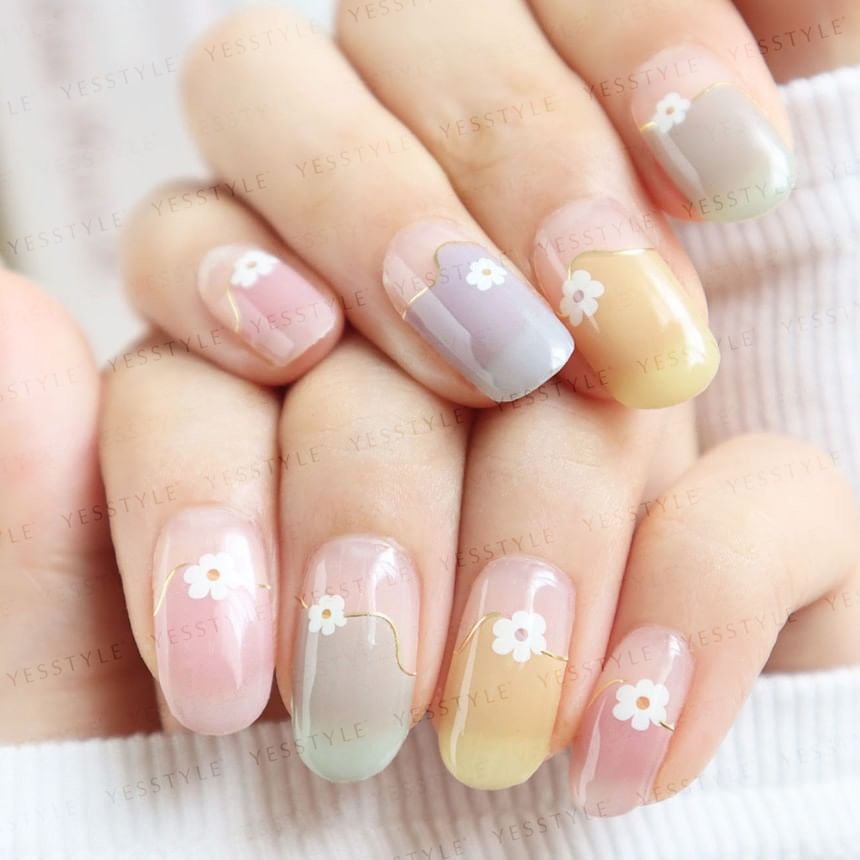 Lunacaca - Flower Of Radiant Dreams Nail Art Stickers, 24 pcs, 19 g, 4892022001043