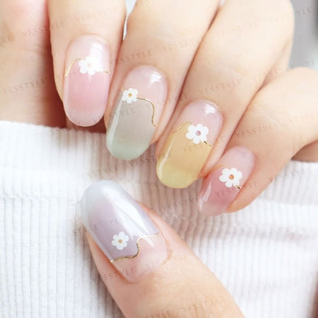 Lunacaca - Flower Of Radiant Dreams Nail Art Stickers, 24 pcs, 19 g, 4892022001043