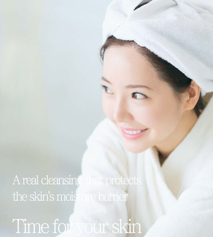 Pretty skin - Hyaluronic Cleansing Water, 2023 Version - 600ml, 644 g, 