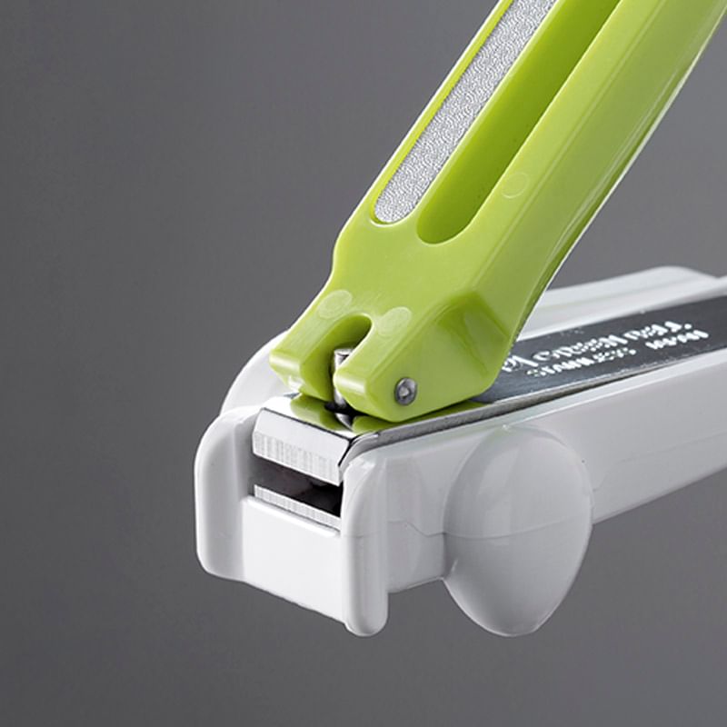 Green Bell - Nail Clipper with Stainless Steel, 1 pc, 75 g, 4972525501385