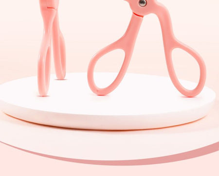 NOVO - Wide-Angle Eyelash Curler, 1pc - One Size, 50 g, 6974499295862