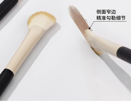 Mooekiss - Semi-Scalloped Detailing Brush, 1 pc, 14 g, 6976264171272