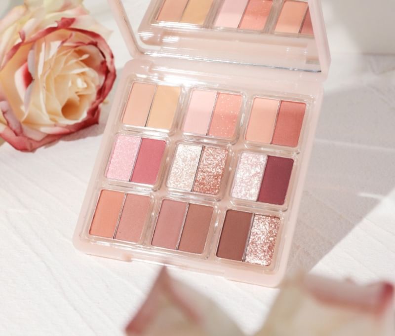 HOLD LIVE - Rose Bunny 18 Color Eyeshadow Palette - 04, #H04- 12.6g, 100 g, 6955416235468