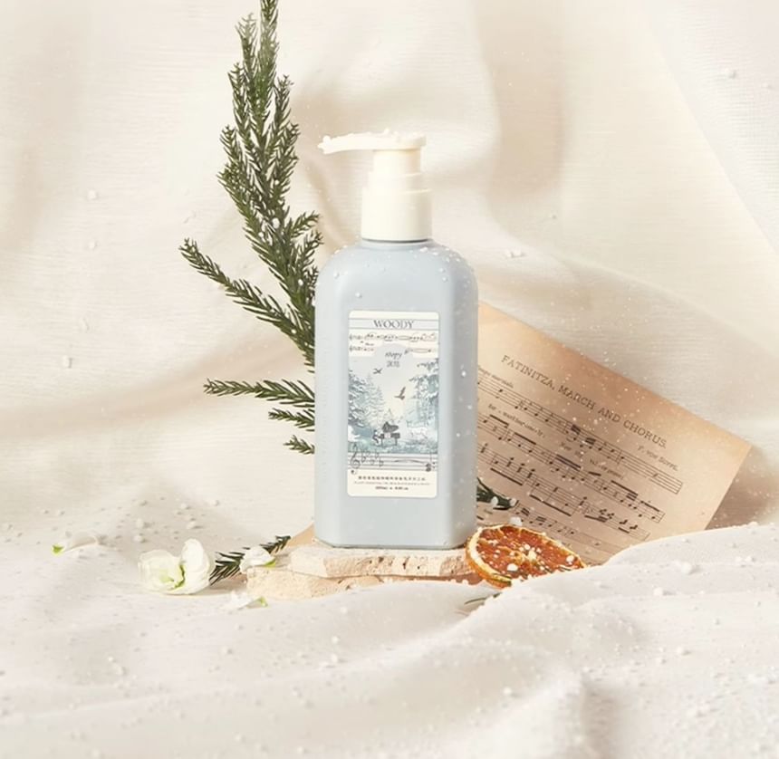 roopy - Poetic Series Woody Plant Essential Oil Fragrant Body Lotion - Floating Forest, Floating Forest - 250ml, 400 g, 6972598242657