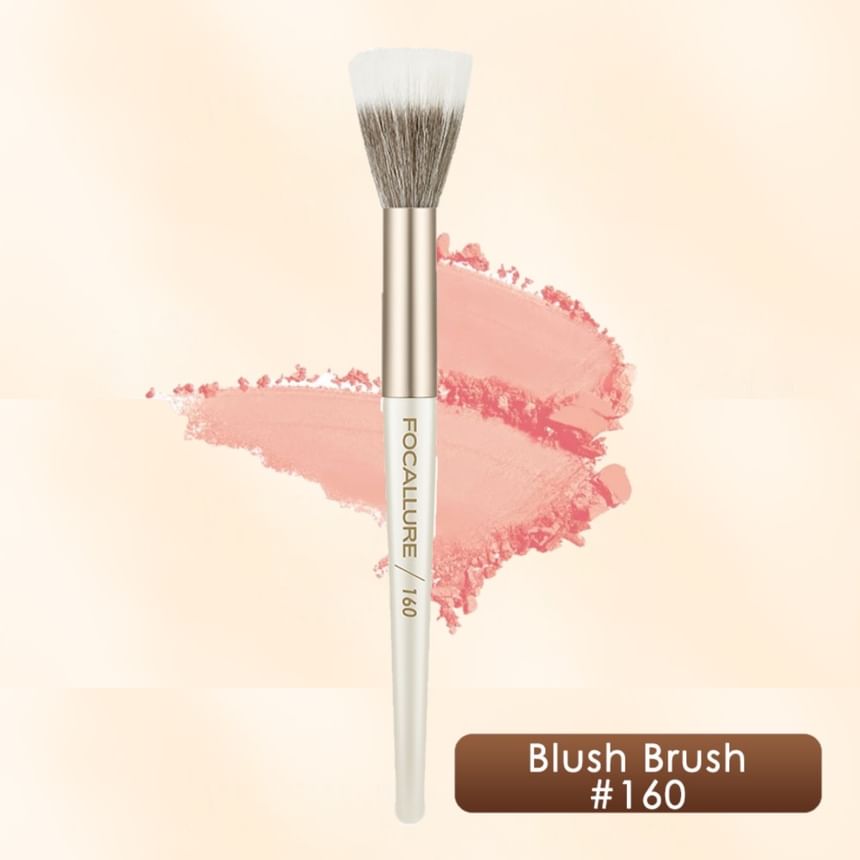 FOCALLURE - Flat Top Blush Brush, #160 Blush Brush - 1pc, 31 g, 6974908112346