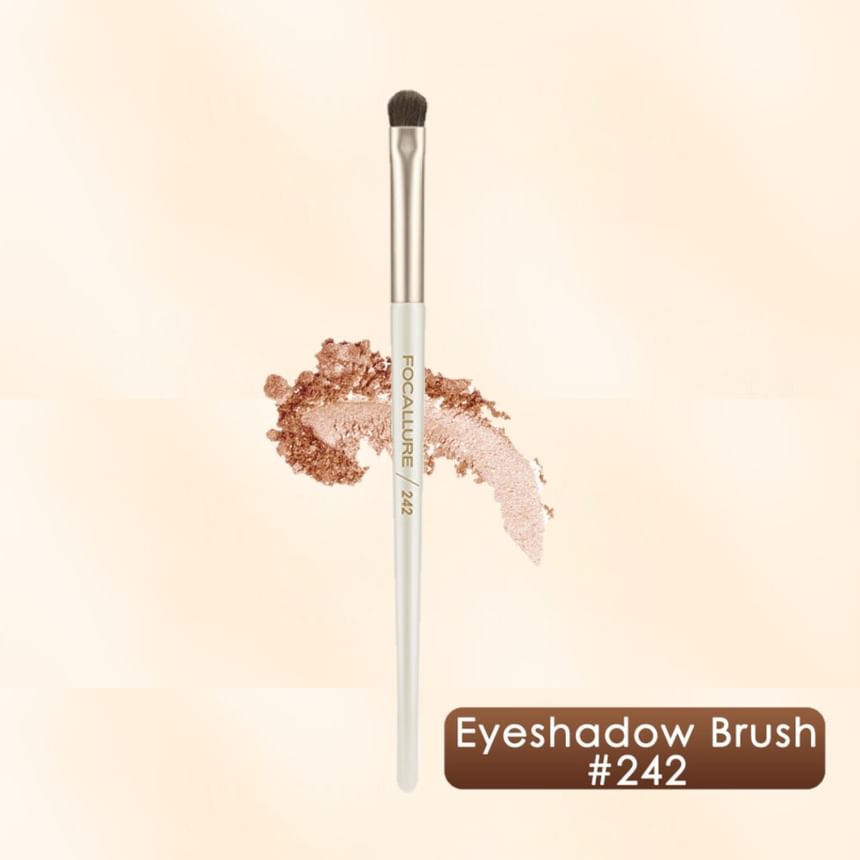 FOCALLURE - Small Eyeshadow Brush, #242 Small Eyeshadow Brush - 1pc, 20 g, 6974908112322