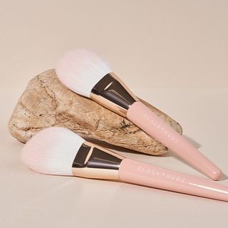 BLACK ROUGE - Powder Big Brush, 1 pc, 38 g, 8809464343348