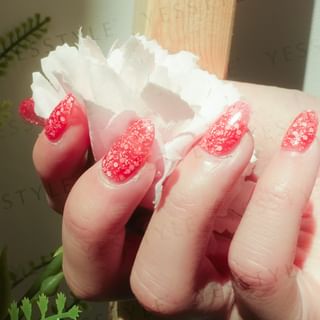 Cosplus - 0121 Nail Gel Polish Snowflake Collection 704 Red, 8ml, 44 g, 4713233391871