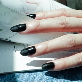 Cosplus - 0121 Nail Gel Polish Classical Collection 006 Black, 8ml, 44 g, 4713233390973