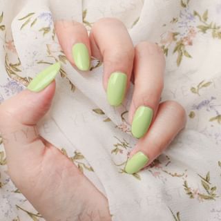 Cosplus - 0121 Nail Gel Polish Macaron Collection 104 Mint Green, 8ml, 44 g, 4713233391017