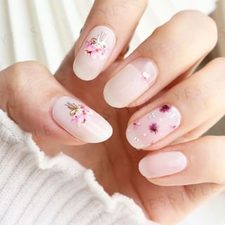 Lunacaca - Blossomes On The Path Nail Art Stickers, 24 pcs, 19 g, 4892022001021