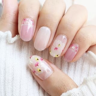 Lunacaca - Flower Flurries Nail Art Stickers, 24 pcs, 19 g, 4892022001026