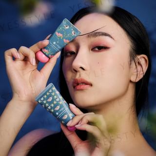 FreshO2 - Treasured Palace Museum Series Floral Birdsong Hand Cream Set, 30ml x 2, 120 g, 9903675000164