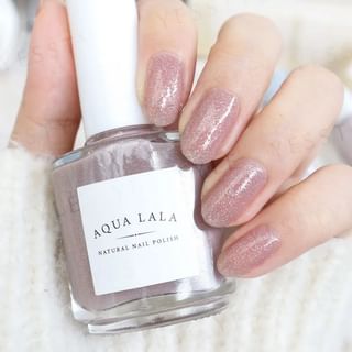 AQUA LALA - Geranium Nail Polish, 15ml, 60 g, 4892022001501